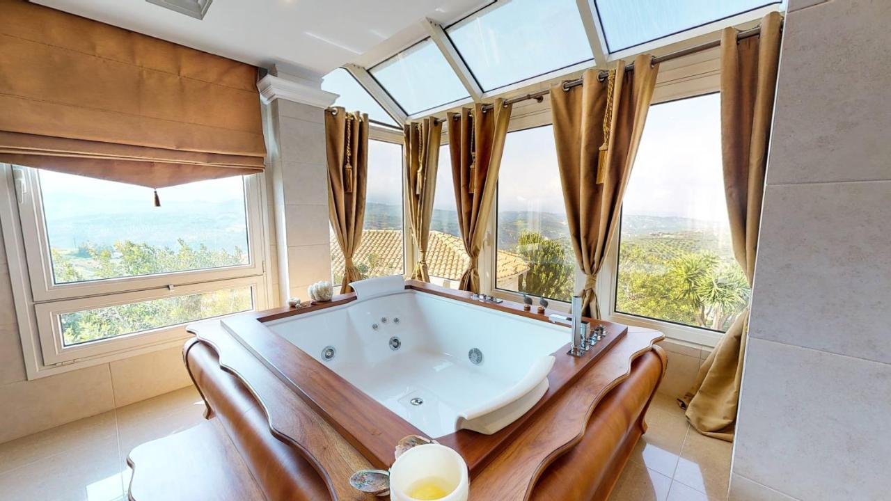 Luxury Villa Allure Dhafnes Экстерьер фото