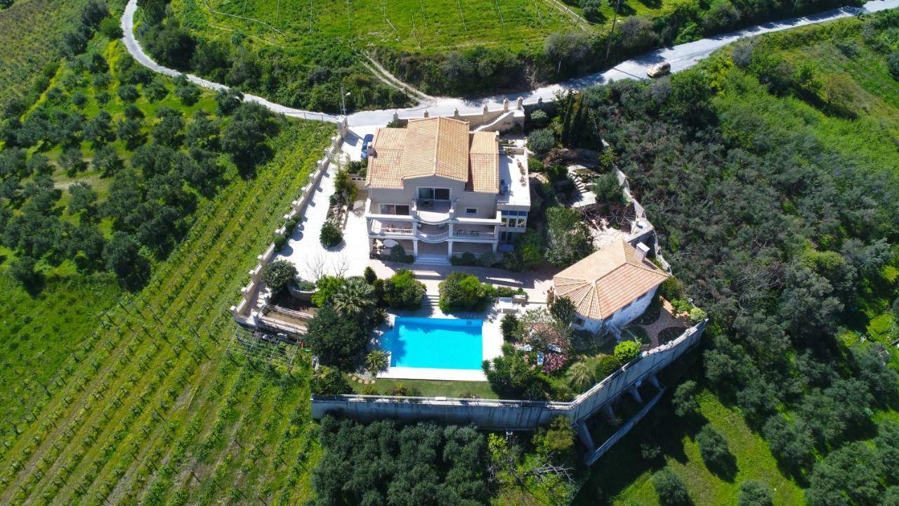 Luxury Villa Allure Dhafnes Экстерьер фото