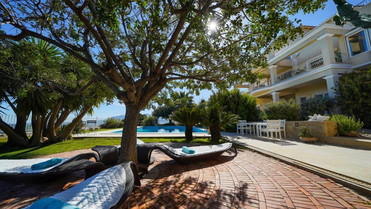 Luxury Villa Allure Dhafnes Экстерьер фото