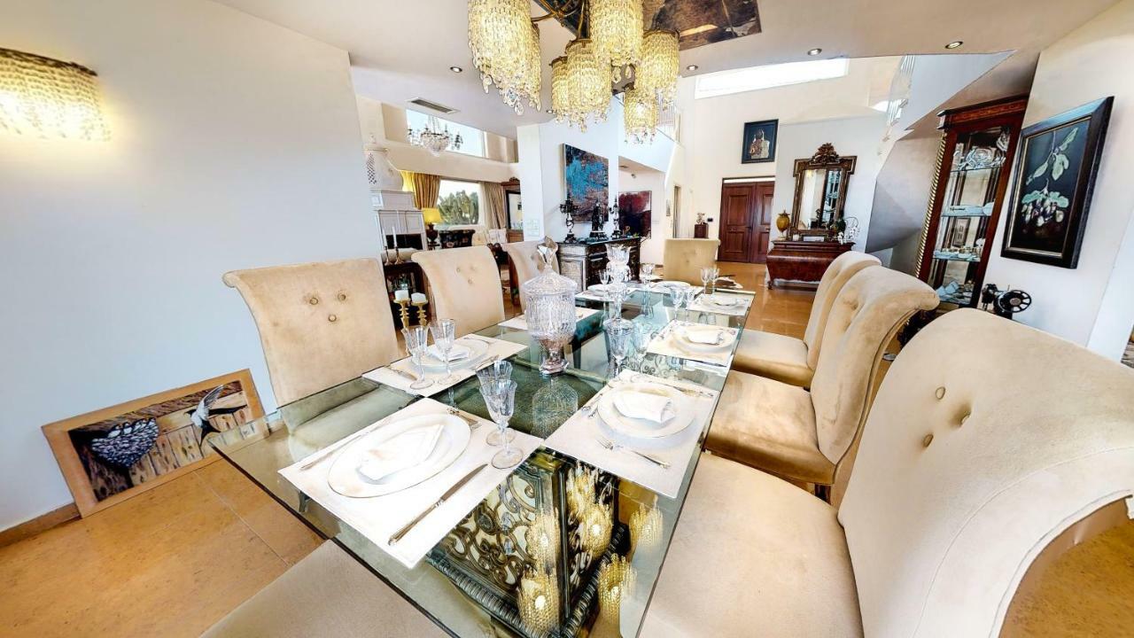 Luxury Villa Allure Dhafnes Экстерьер фото